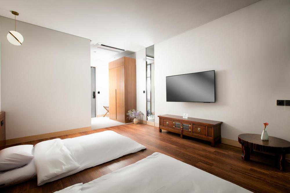 Daon Hotel Чонджу Номер фото
